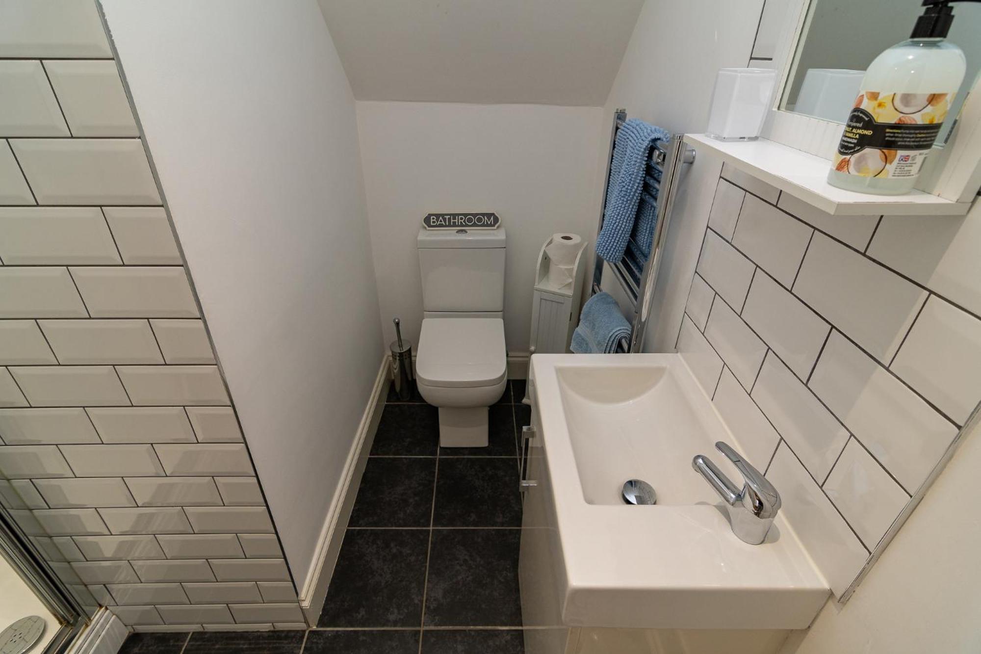 Light Airy 3 Bed Town Cntr Flat 700M To The Beach Bournemouth Dış mekan fotoğraf