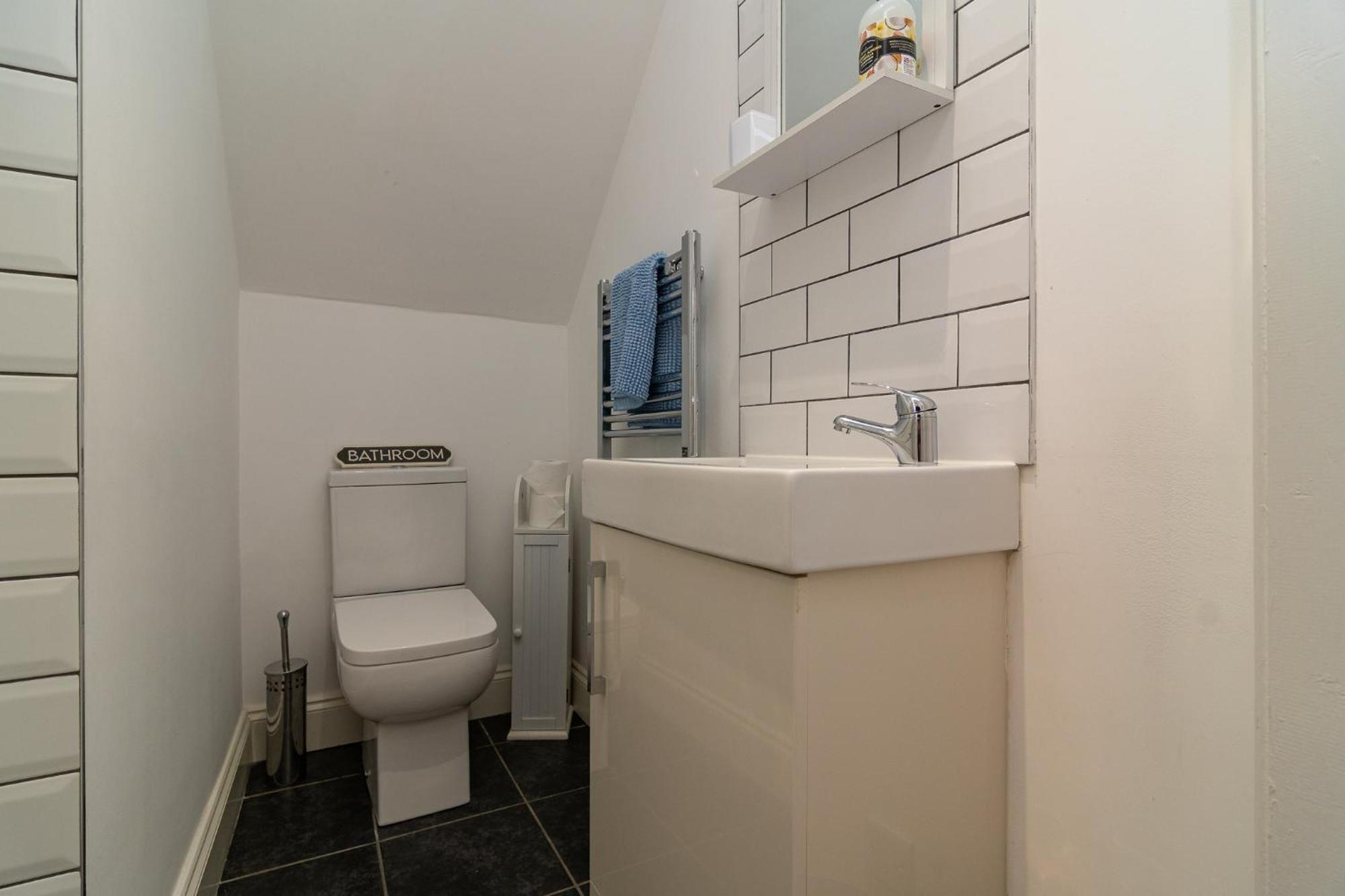 Light Airy 3 Bed Town Cntr Flat 700M To The Beach Bournemouth Dış mekan fotoğraf